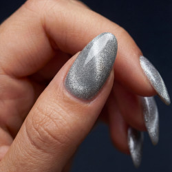 Brush N' Color TURN THE LIGHTS OFF 10ml (Soft Cat Eye) 
